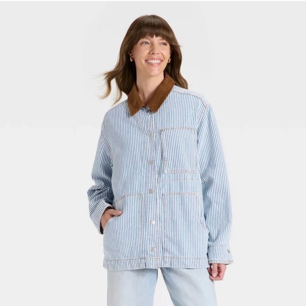 NWT Women's Barn Coat Universal Thread Size Large 🔥🔥🐎🐎 (C3)